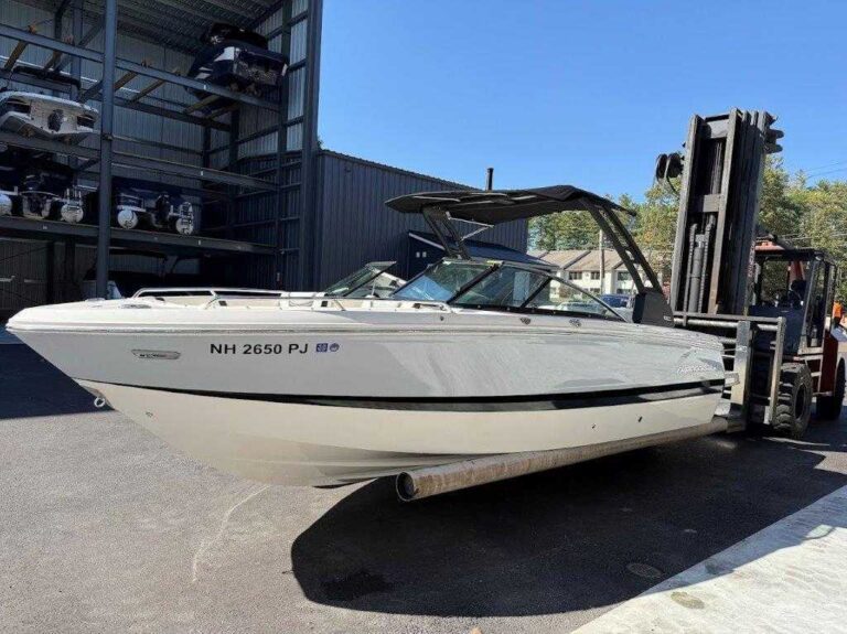 2023 Chaparral 247SSX US-FGB60249F323 [photo 1]